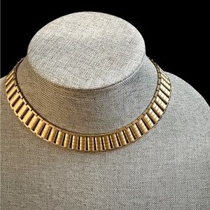RARE FIND! Sarah Coventry Elegant Gold Cleopatra Style Choker Necklace